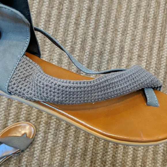 Suede and Knit Thong Sandals European 36 New - Picture 6 of 10